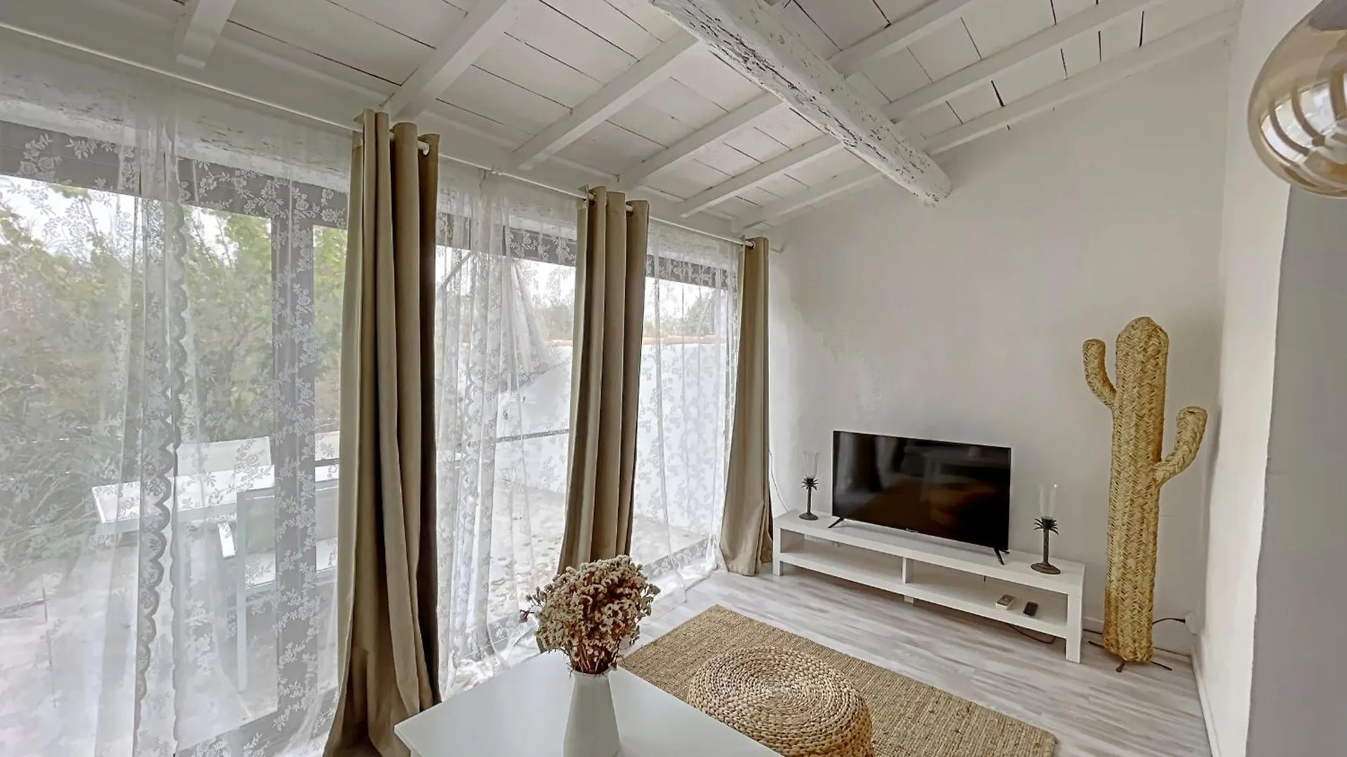 Maison Avec Piscine Et Parking En Camargue - Fr-1-475-171 Saintes-Maries-de-la-Mer 0*,