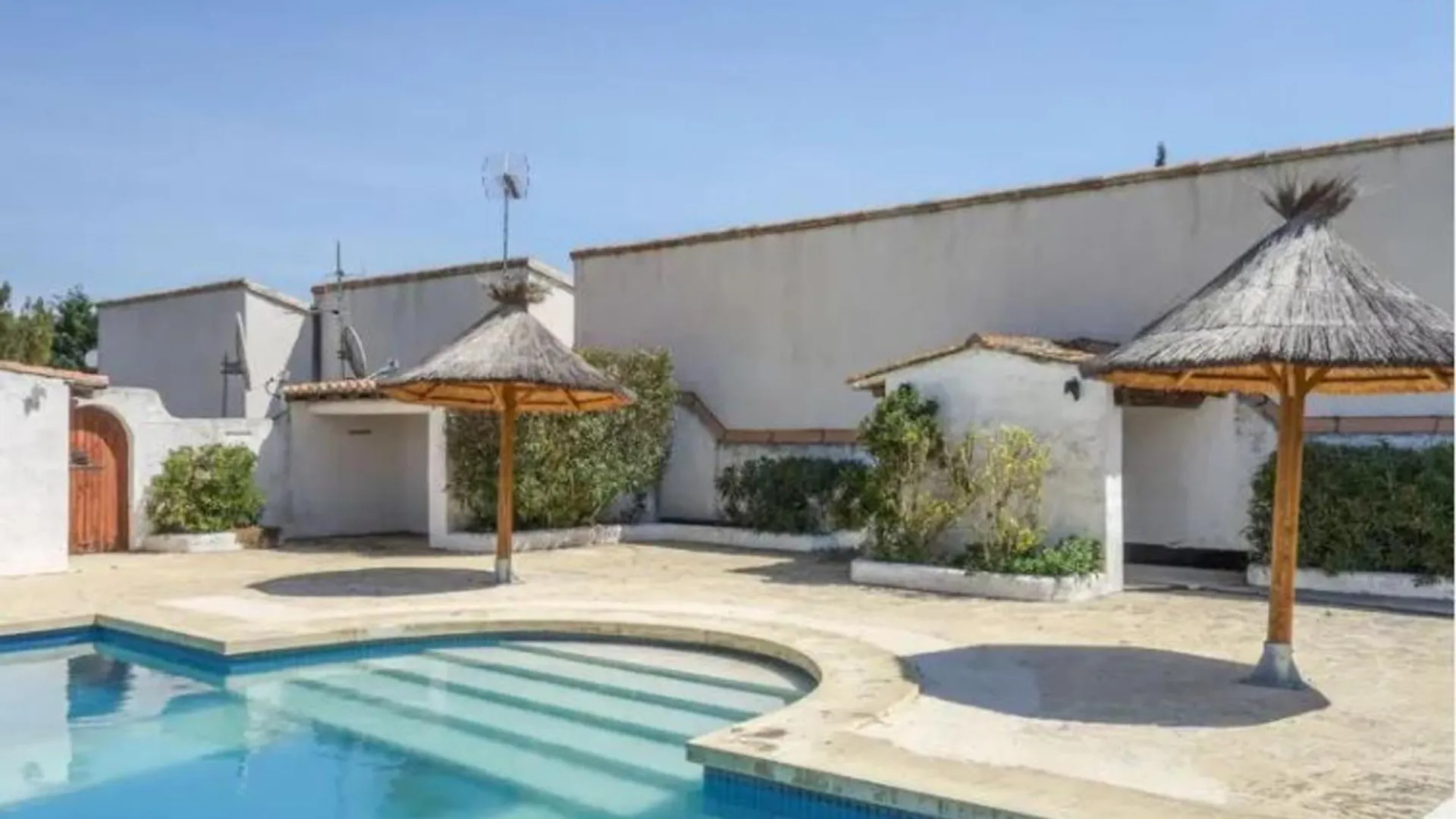 Maison Avec Piscine Et Parking En Camargue - Fr-1-475-171 Saintes-Maries-de-la-Mer